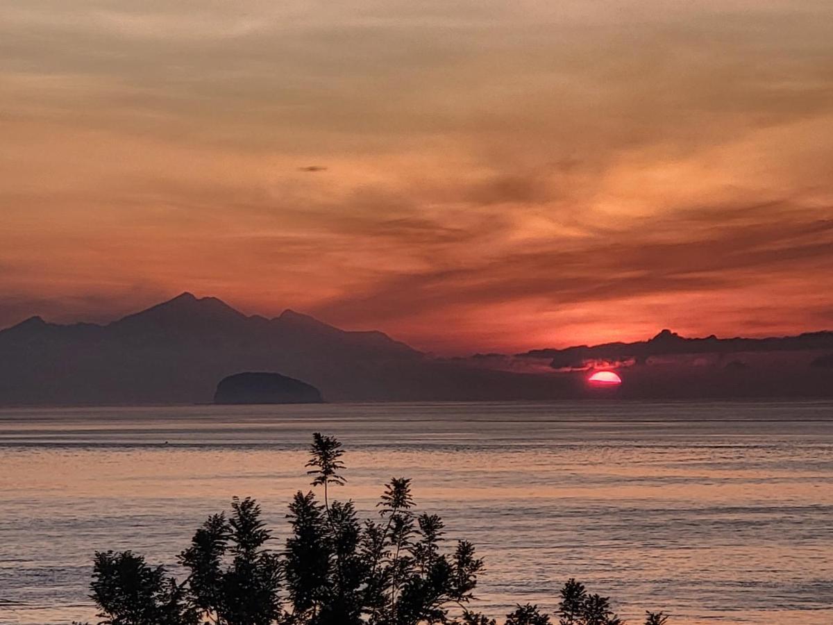 Raaga Samudra Villa パダンバイ エクステリア 写真